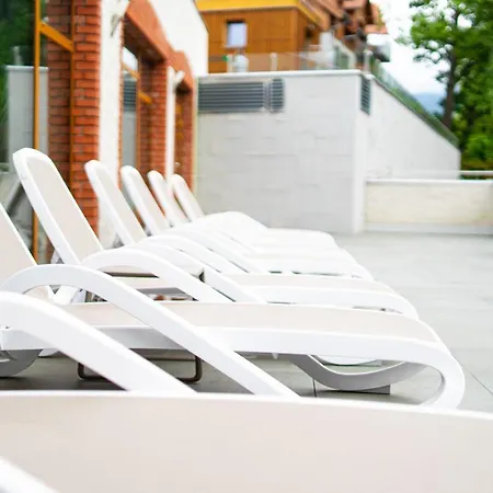 Trevilles - Stone Hill Z Basenem I